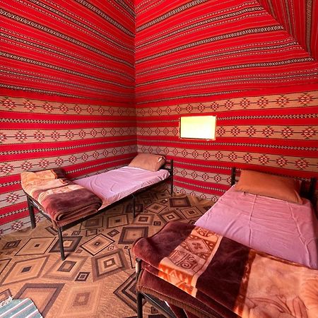 Desert Moon Camp Вади Рум Екстериор снимка