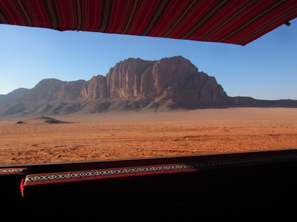 Desert Moon Camp Вади Рум Екстериор снимка