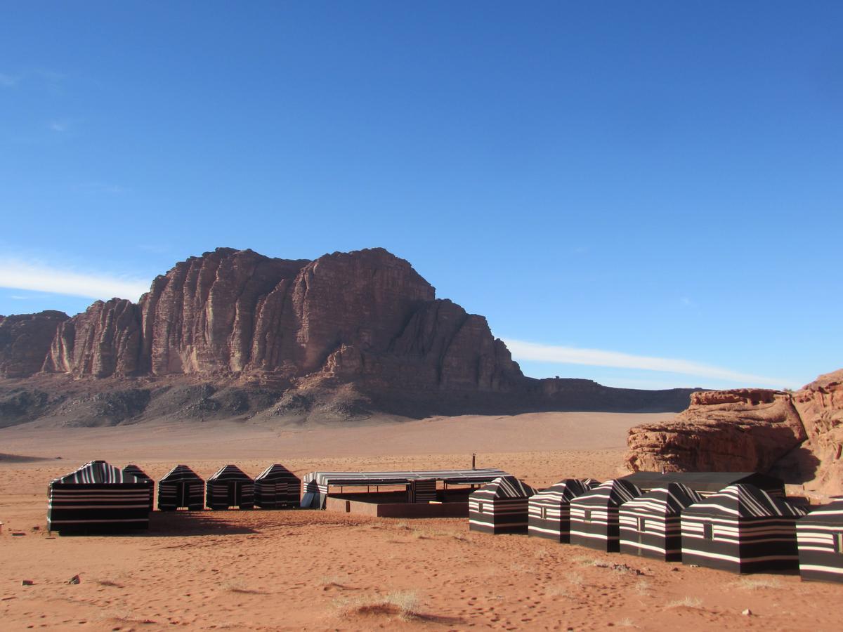 Desert Moon Camp Вади Рум Екстериор снимка