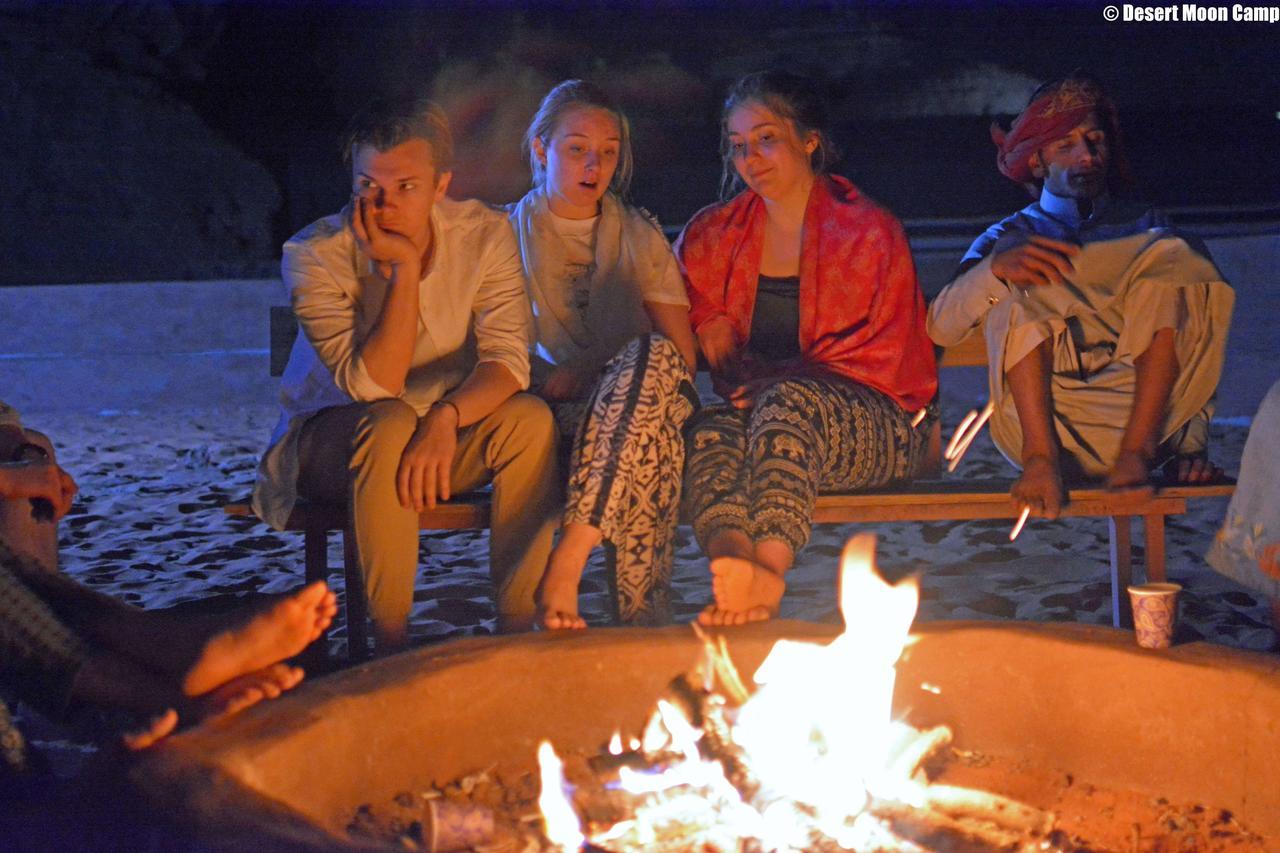 Desert Moon Camp Вади Рум Екстериор снимка