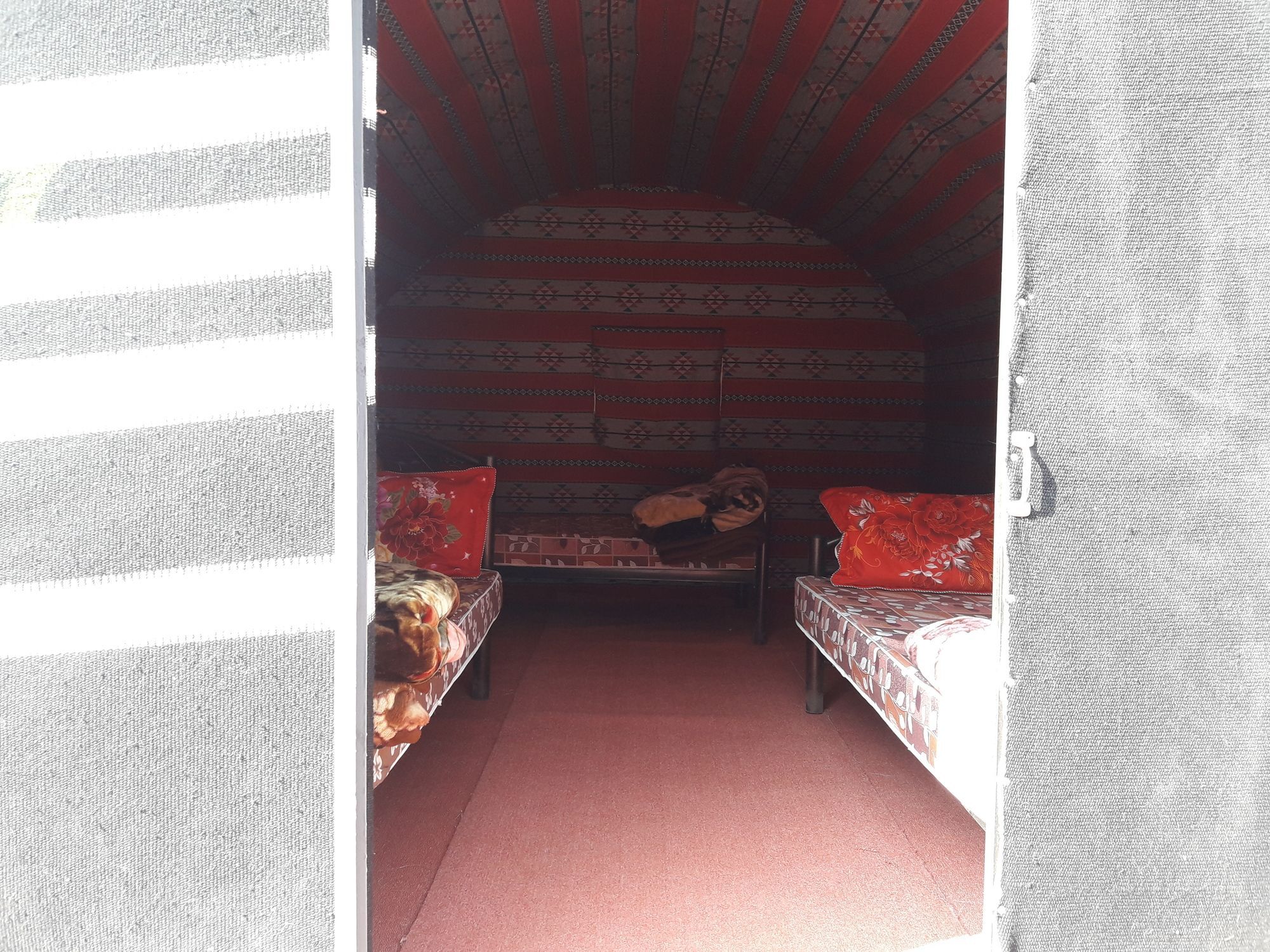 Desert Moon Camp Вади Рум Екстериор снимка